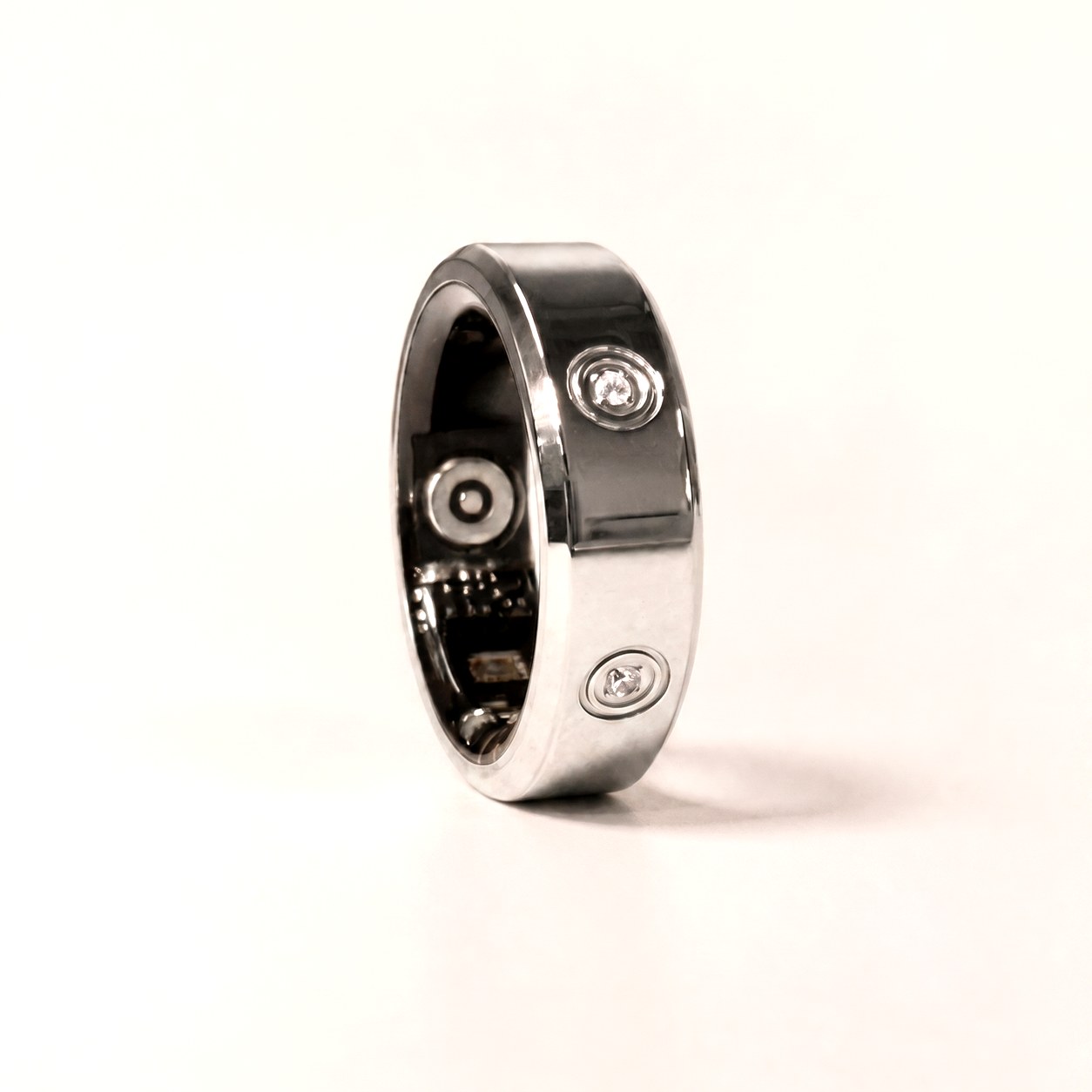 LuxenX in white gold